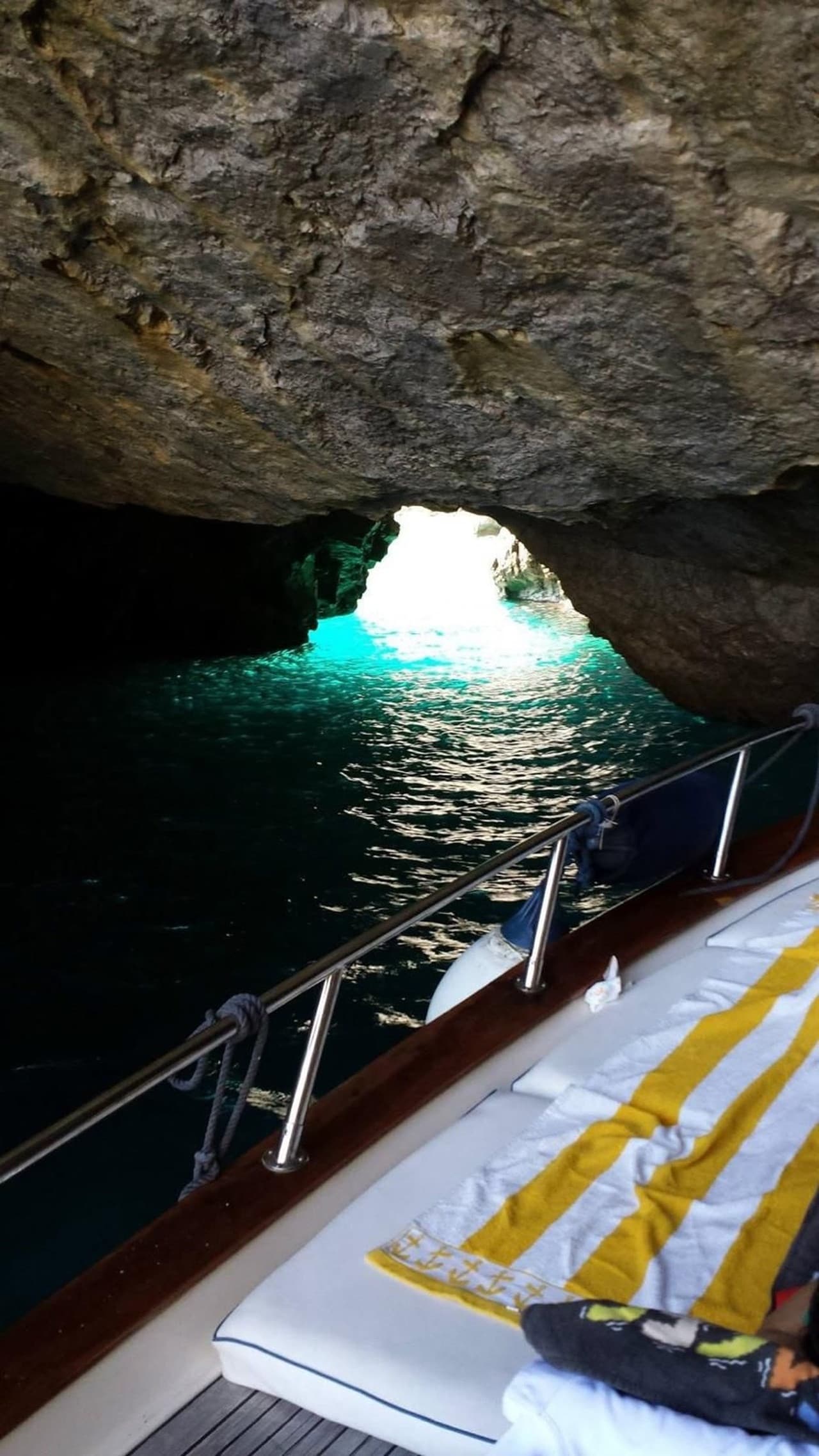 Monopoli to Polignano: Sea Caves, Swim, Focaccia e Prosecco - image 5