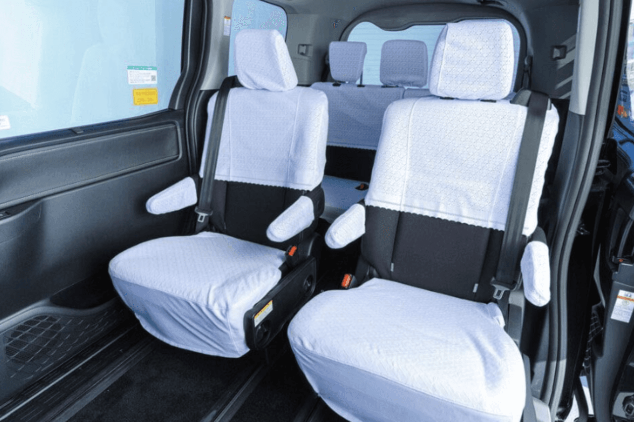 Hokkaido New Chitose Airport (CTS) to Sapporo City Centre Private Transfer - image 2